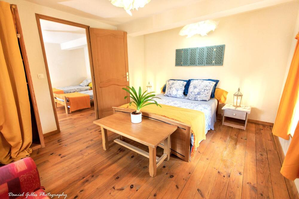 Photo of Others in Saint-Front-de-Pradoux