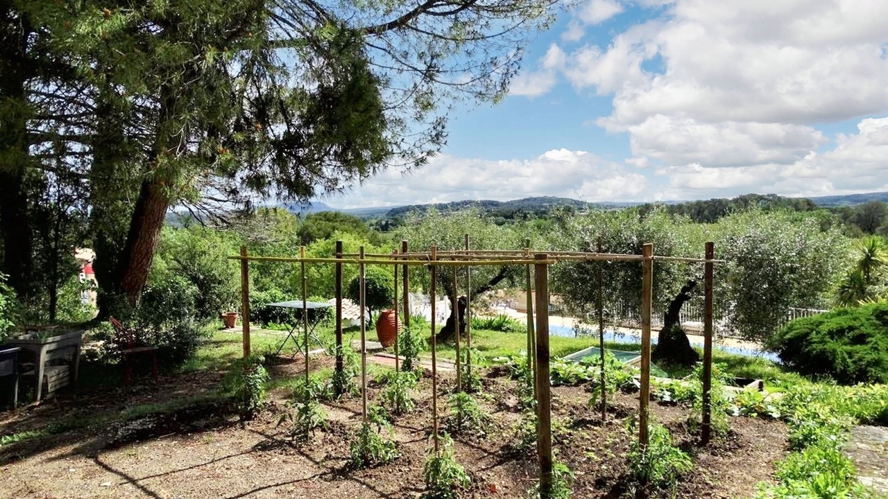 Photo of Outdoor in Cardet