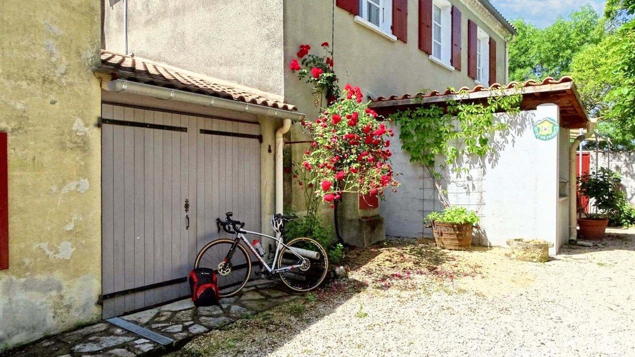 Photo of Outdoor in Cardet