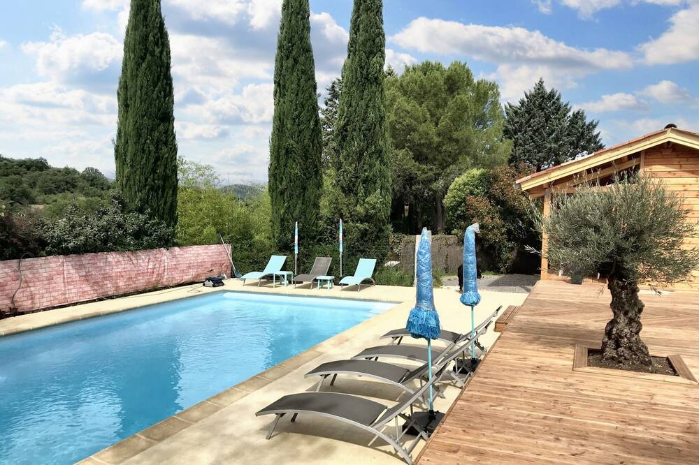 Photo of Outdoor in Saint-Andre-de-Cruzieres