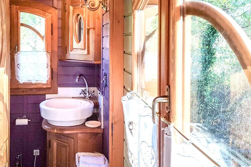 Photo of Bathroom in Bussac-Foret