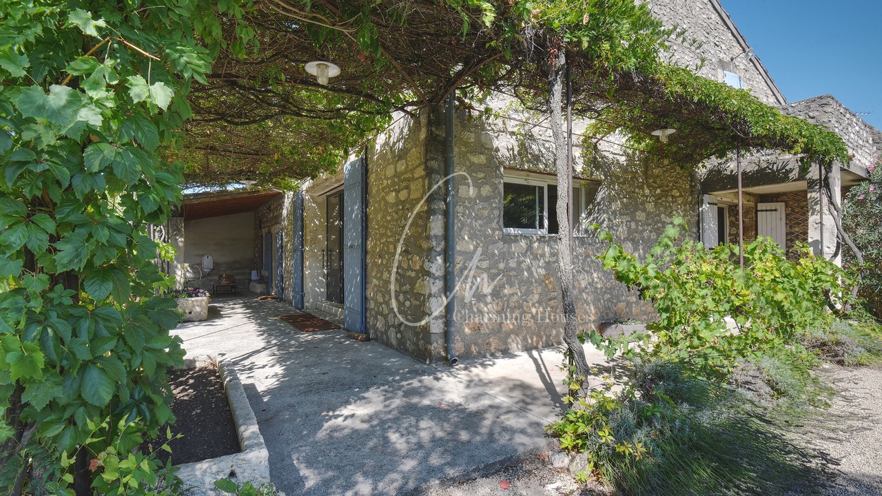 Photo of Outdoor in Eygalieres