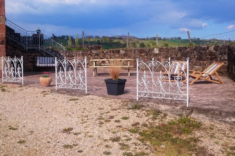Photo of Outdoor in Nauviale