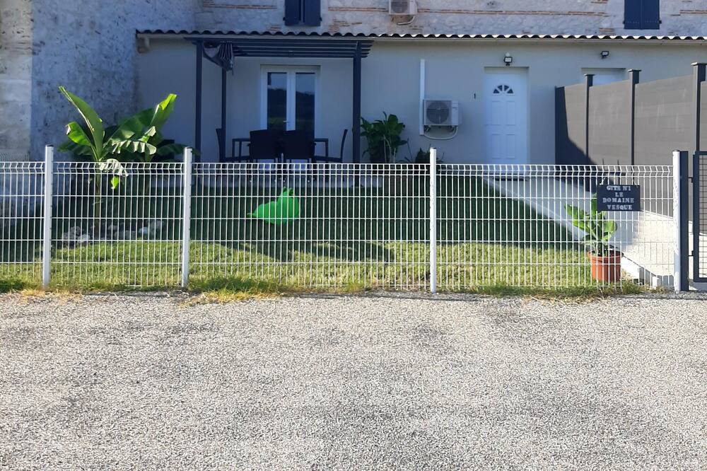 Photo of Outdoor in Saint-Pierre-de-Clairac