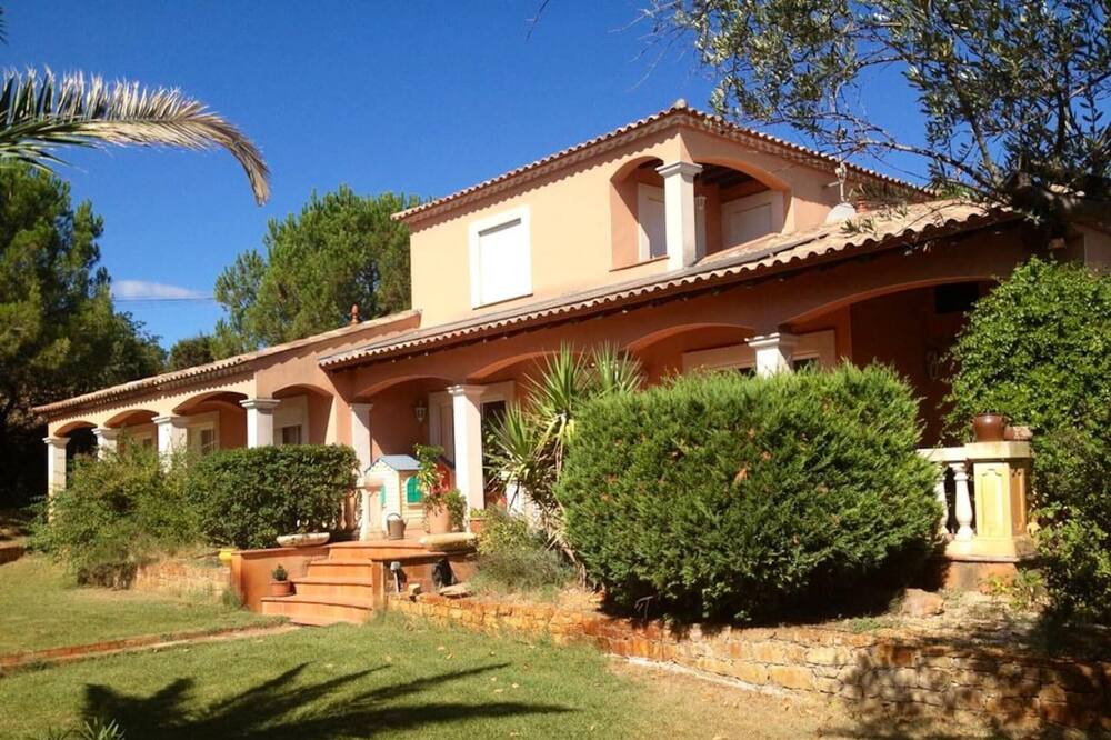Photo of Outdoor in Paulhan