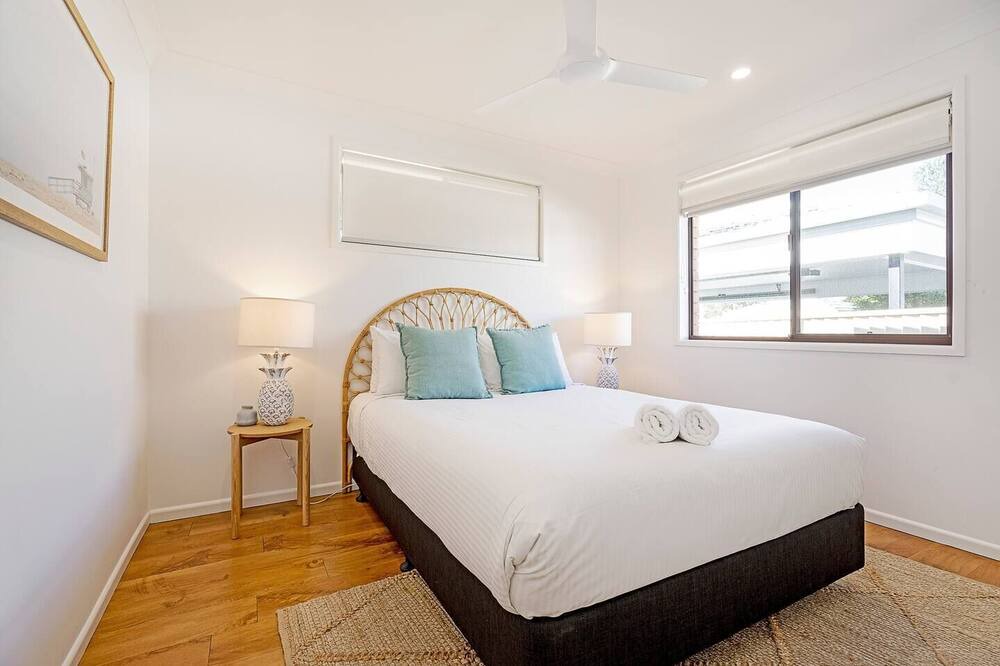 Photo of Bedroom in Burleigh Waters