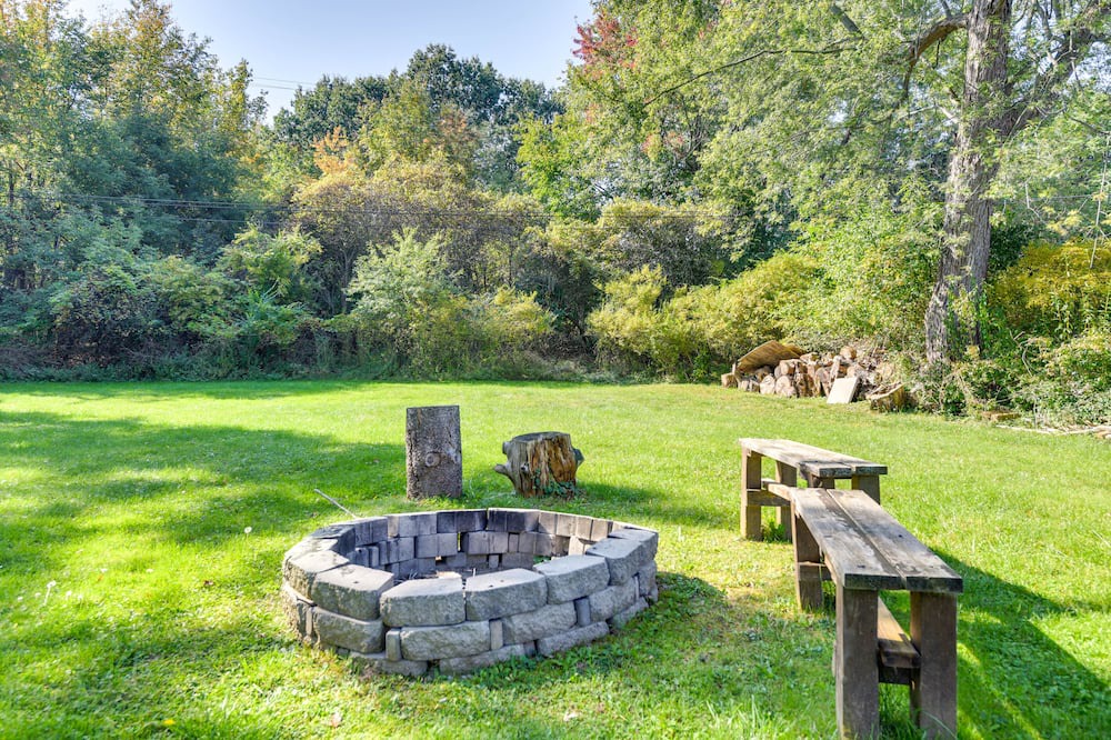 Photo of Outdoor in Harris Hill