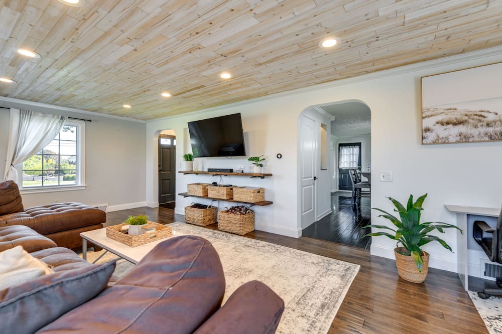 Photo of Bedroom in Harris Hill