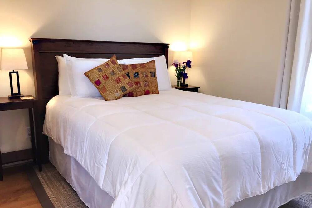Photo of Bedroom in Canoncito