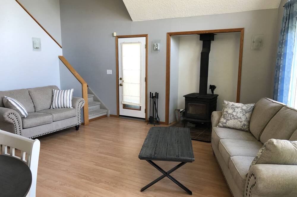 Photo of Livingroom in Victoria Beach