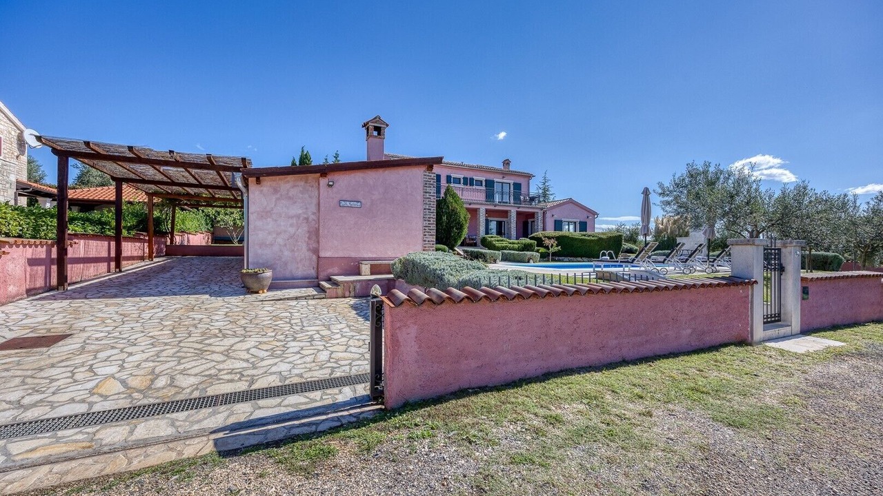Photo of Outdoor in Mofardini