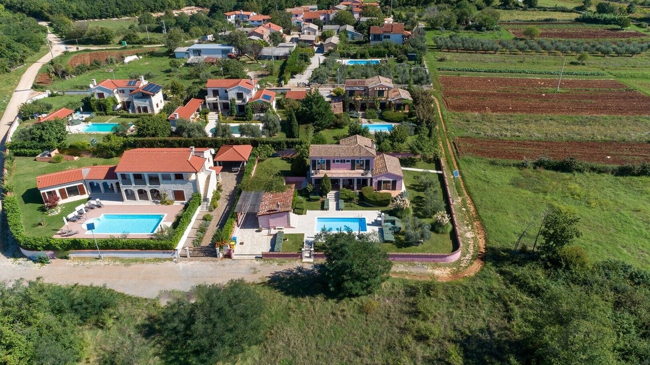 Photo of Outdoor in Mofardini