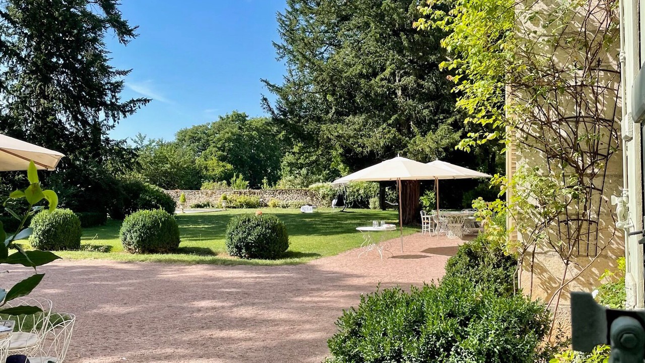 Photo of Outdoor in Givry