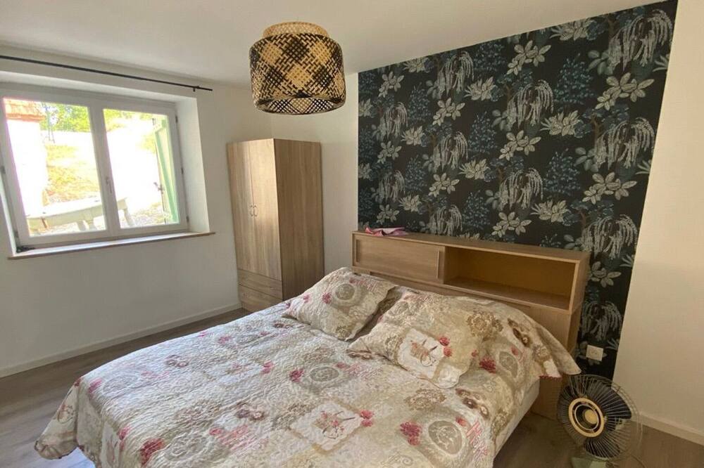 Photo of Bedroom in Montagudet