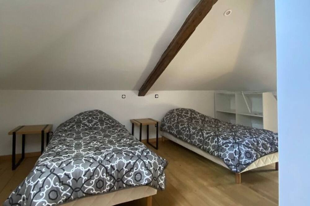 Photo of Bedroom in Montagudet