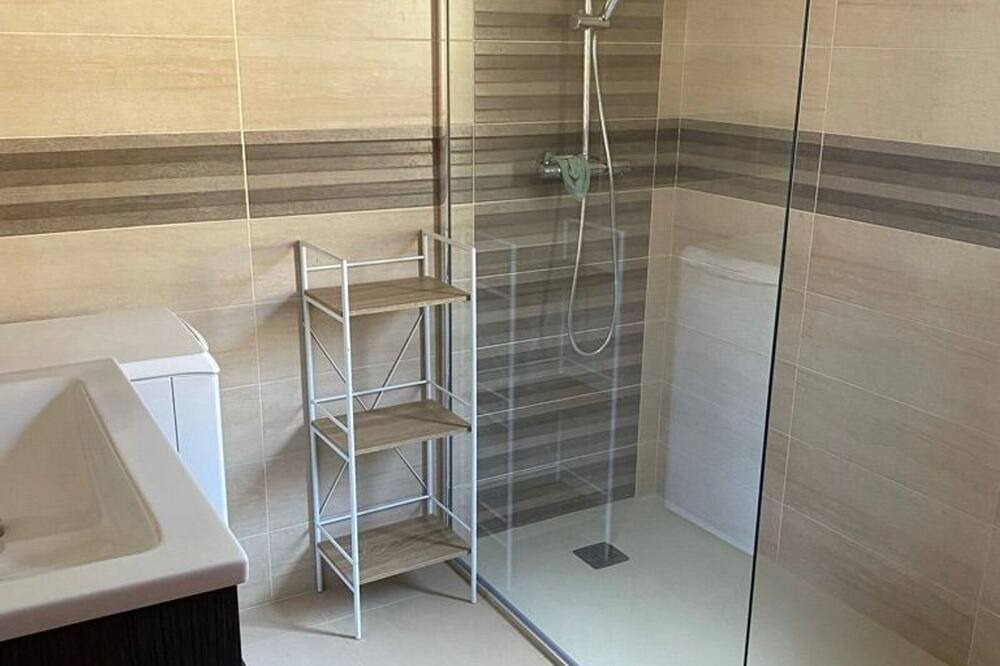 Photo of Bathroom in Montagudet