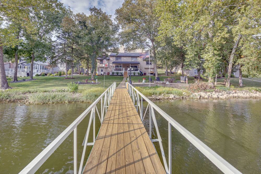 Photo of Outdoor in Roach