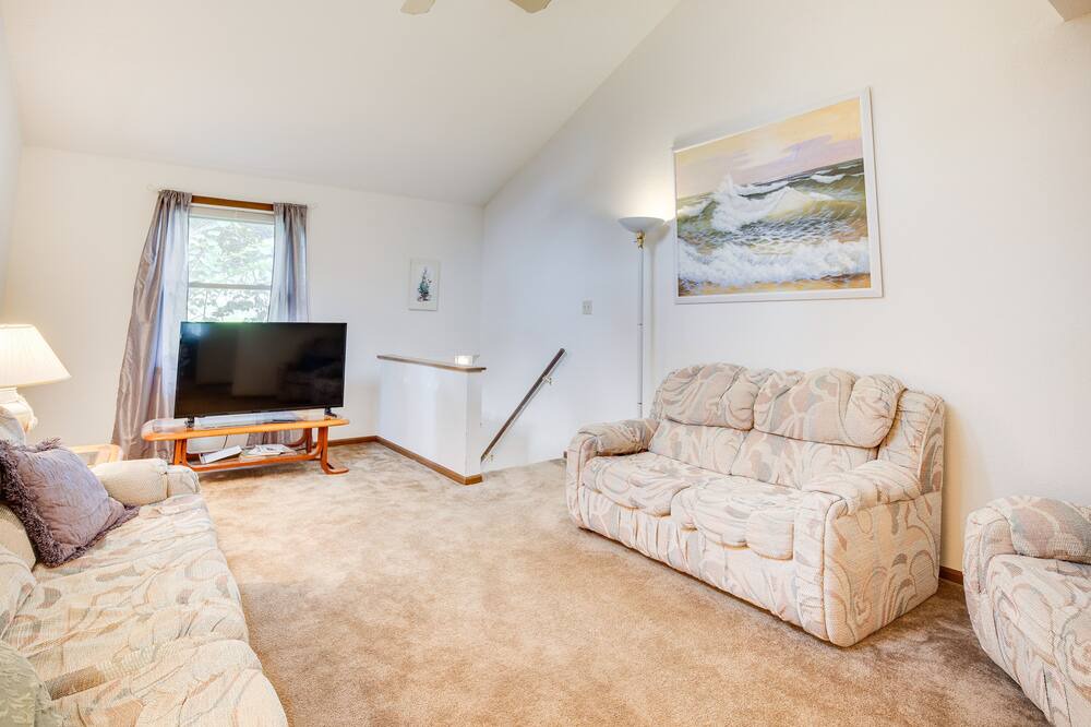 Photo of Bedroom in Roach