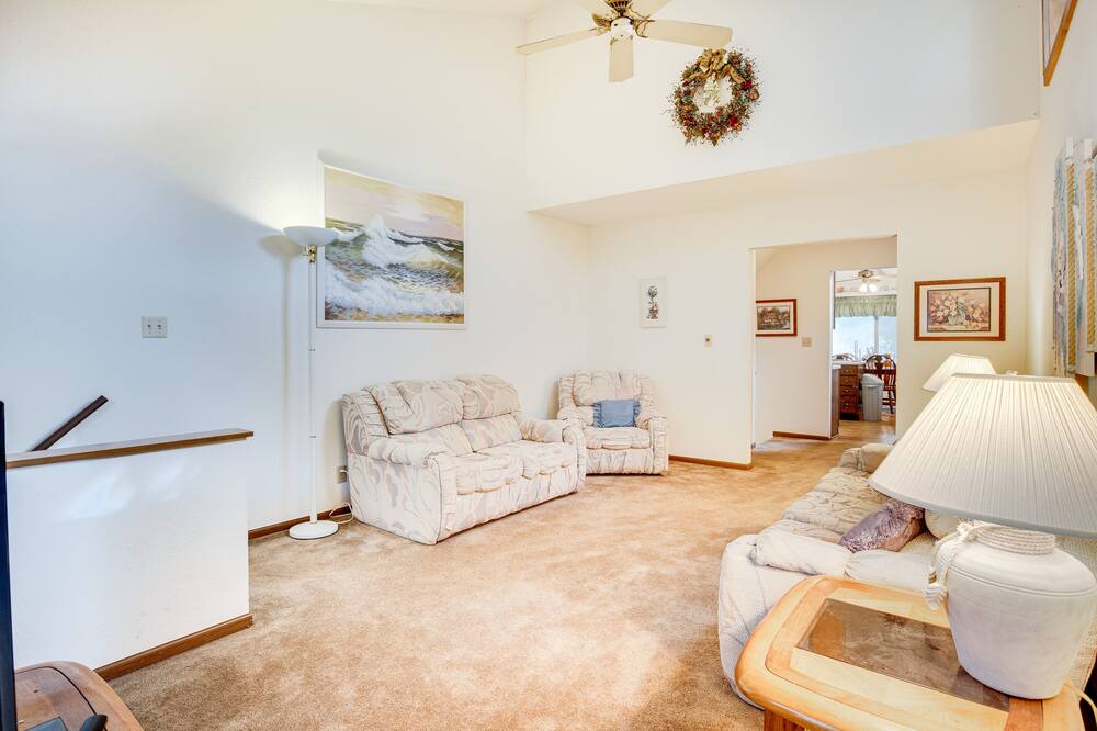 Photo of Livingroom in Roach