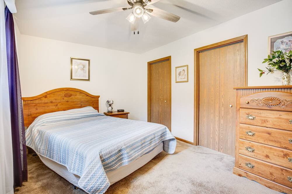 Photo of Bedroom in Roach