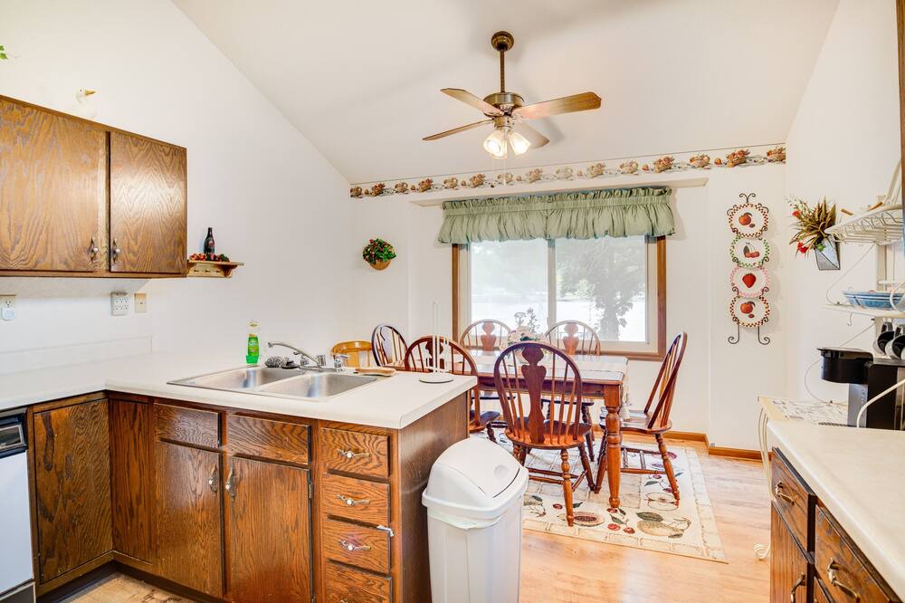 Photo of Kitchen in Roach