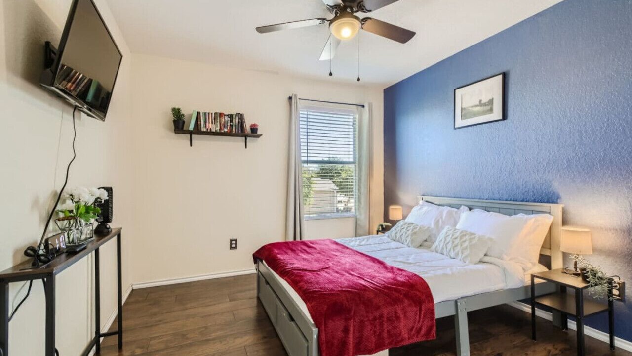 Photo of Bedroom in Medina Valley