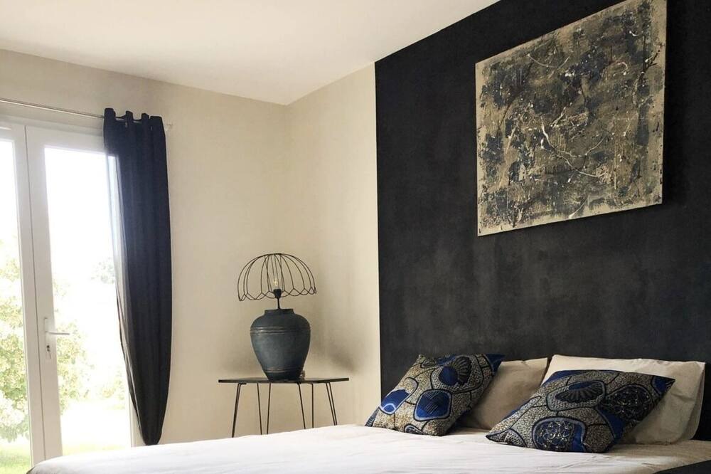 Photo of Bedroom in Saint-Georges-les-Baillargeaux