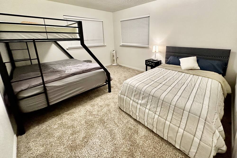 Photo of Bedroom in North Central Carrollton