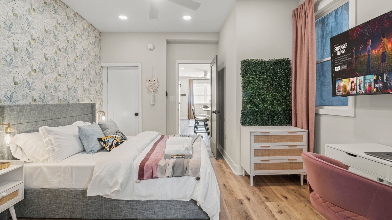 Photo of Others in Passyunk Square