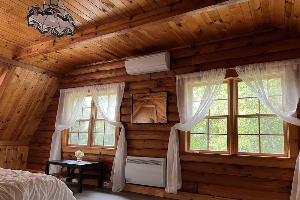 Photo of Bedroom in Keswick Ridge