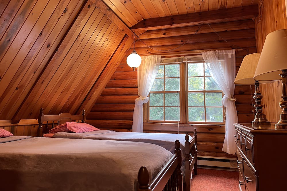 Photo of Bedroom in Keswick Ridge
