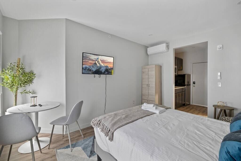 Photo of Others in Middletown