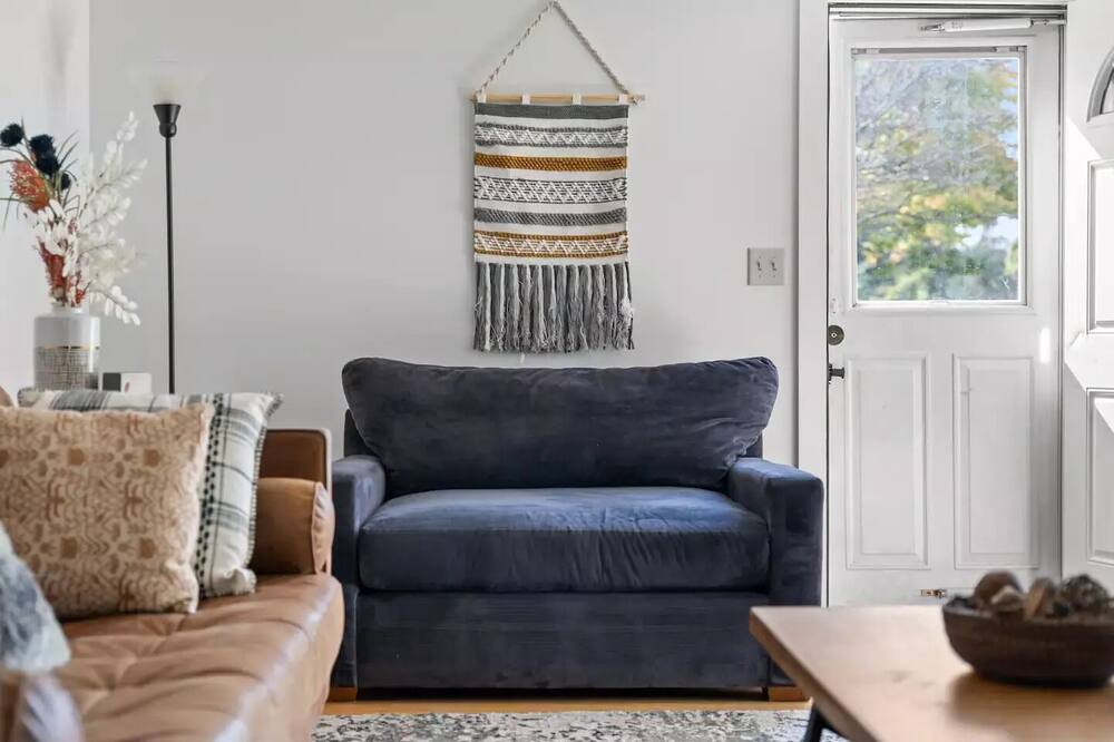 Photo of Livingroom in Brandon