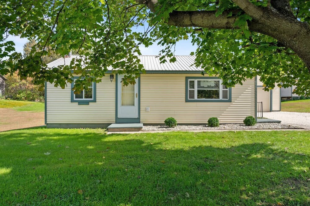 Photo of Outdoor in Brandon