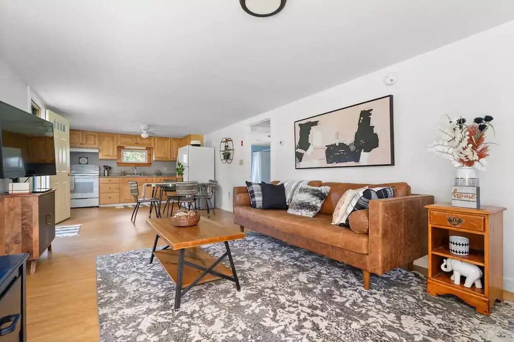 Photo of Livingroom in Brandon