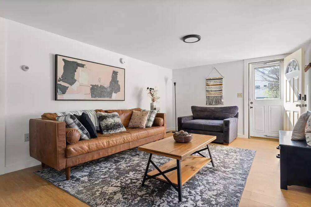 Photo of Livingroom in Brandon