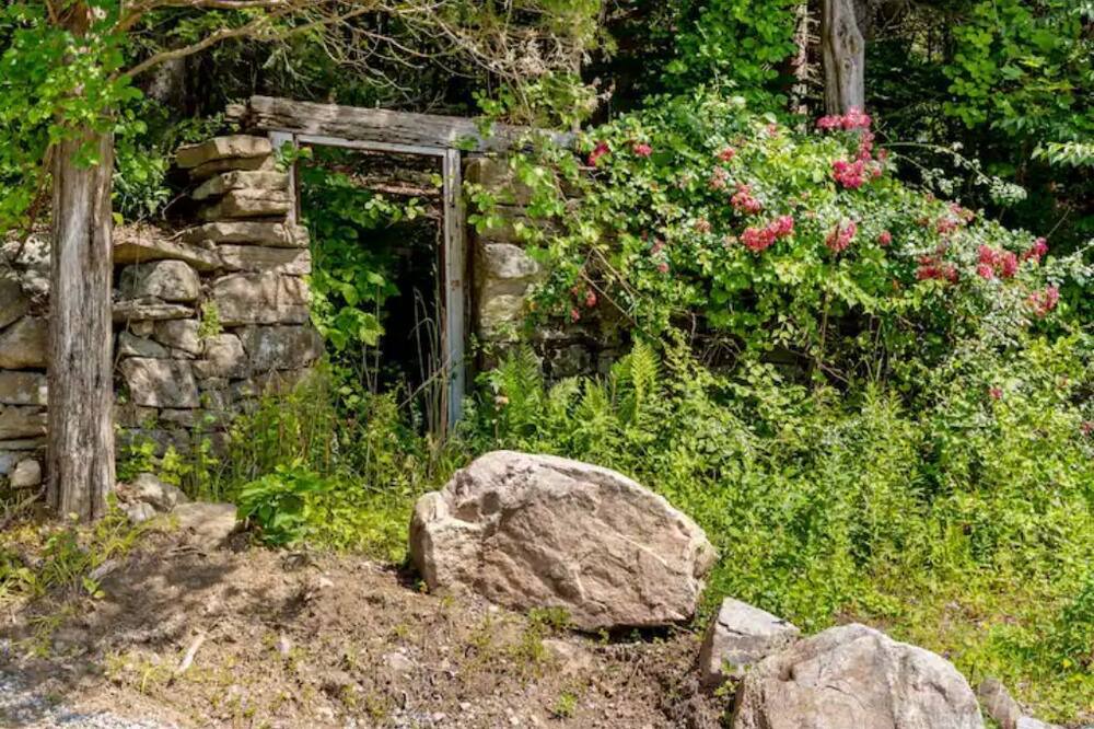 Photo of Outdoor in Stonington