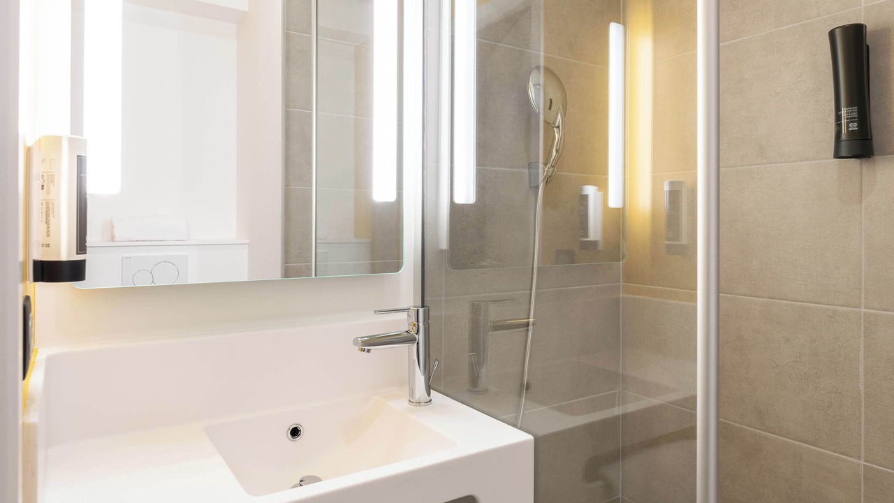 Photo of Others in Genay