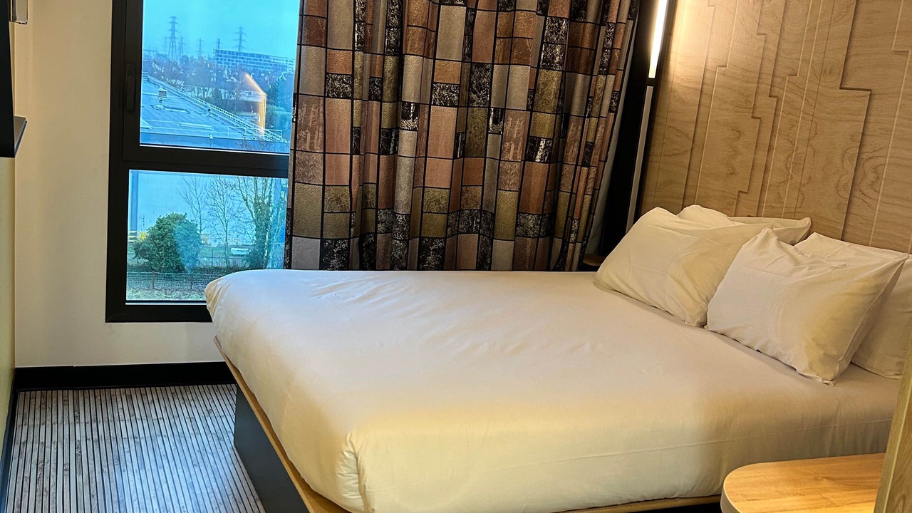 Photo of Bedroom in Cergy