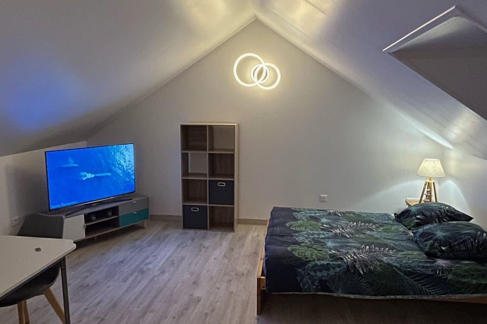 Photo of Bedroom in Lorcy