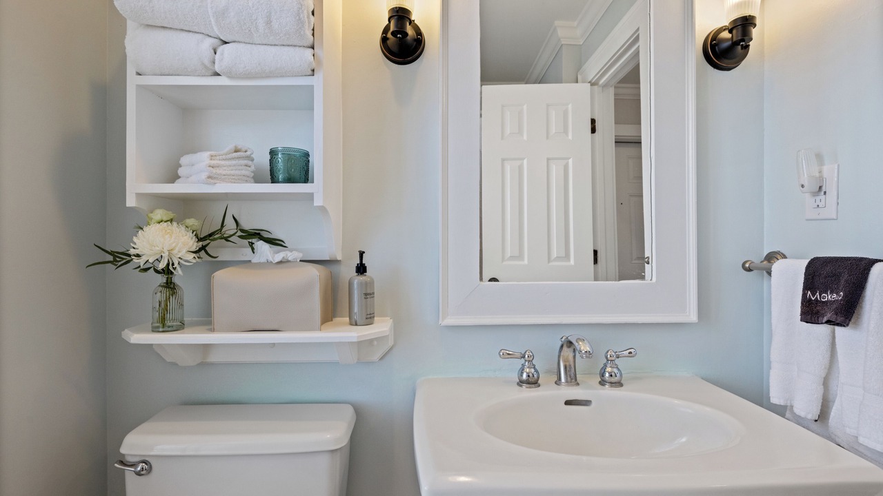Photo of Bathroom in Historic Downtown Manteo