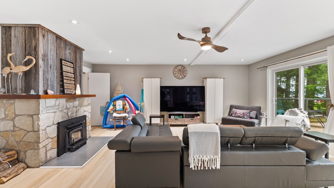 Photo of Livingroom in Killaloe