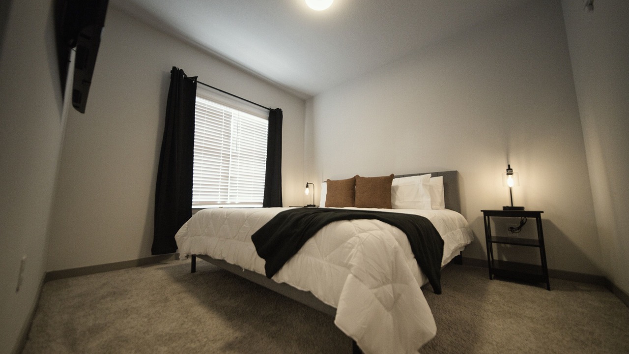 Photo of Bedroom in Forest Park