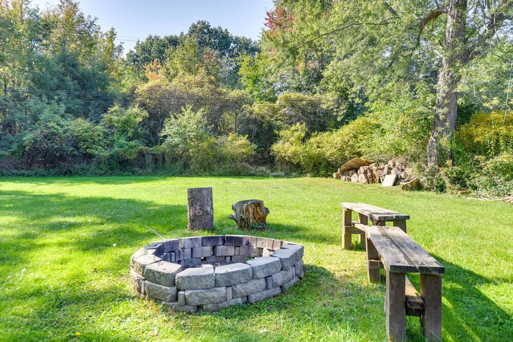 Photo of Others in Clarence