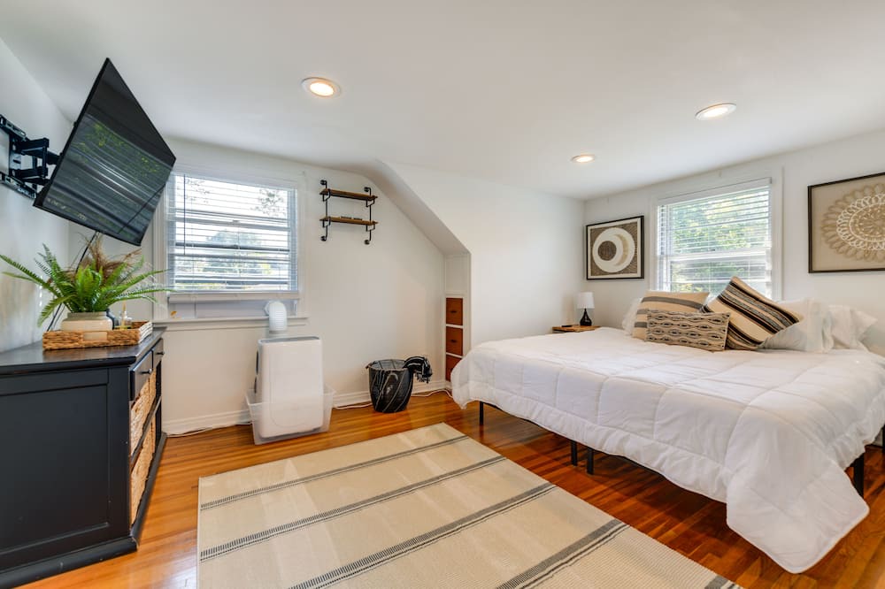 Photo of Others in Clarence