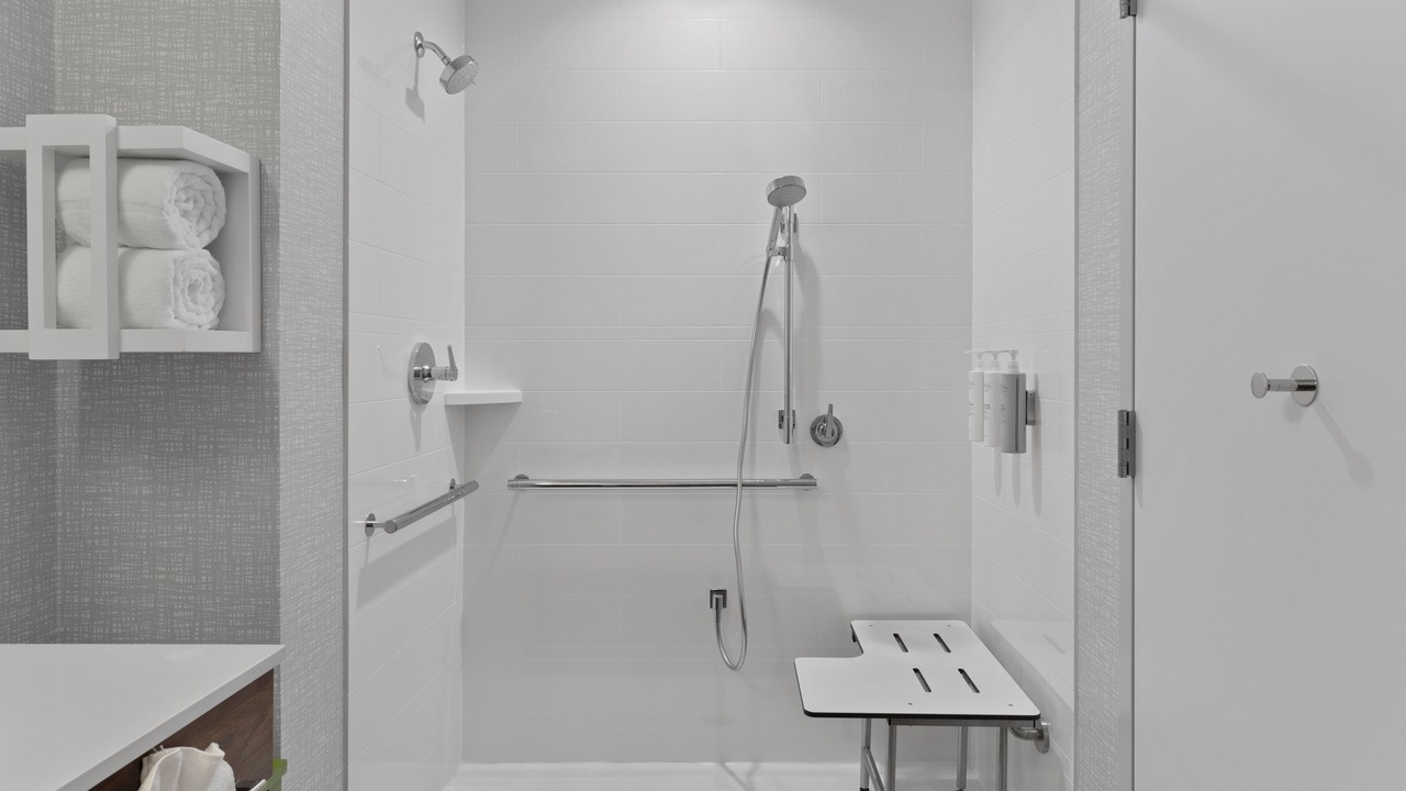 Photo of Bathroom in Saline