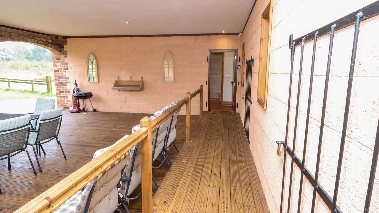 Photo of Others in Leadenham