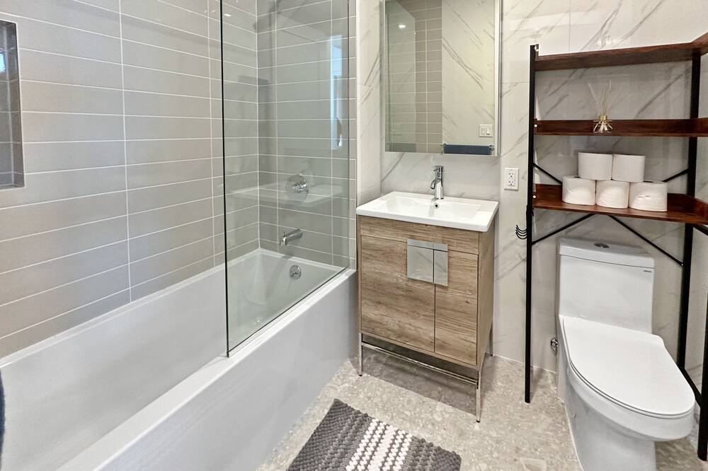 Photo of Bathroom in Boerum Hill