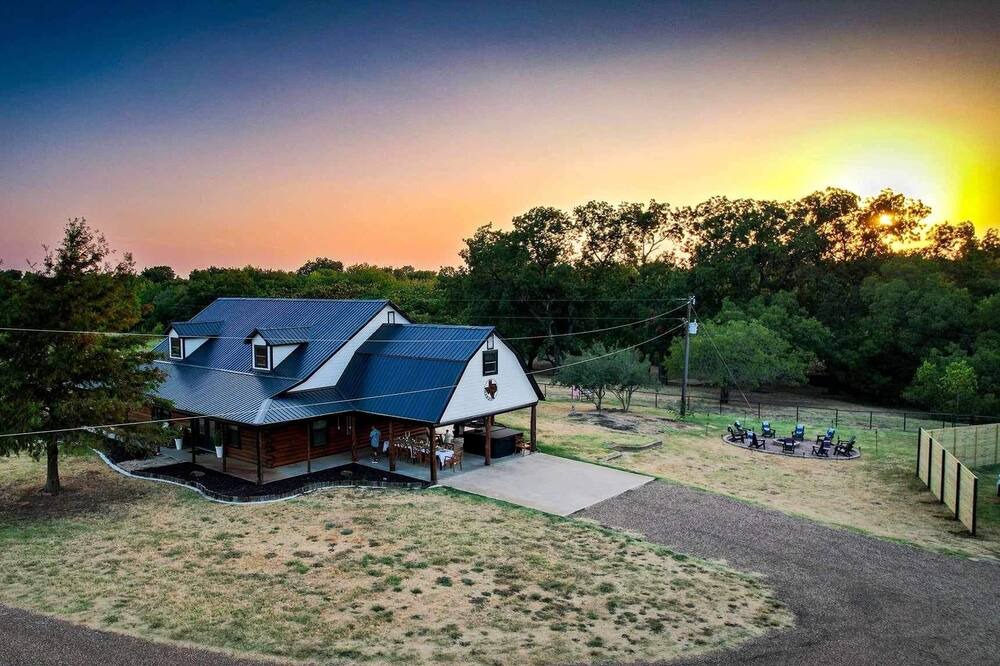 Photo of Outdoor in Collinsville