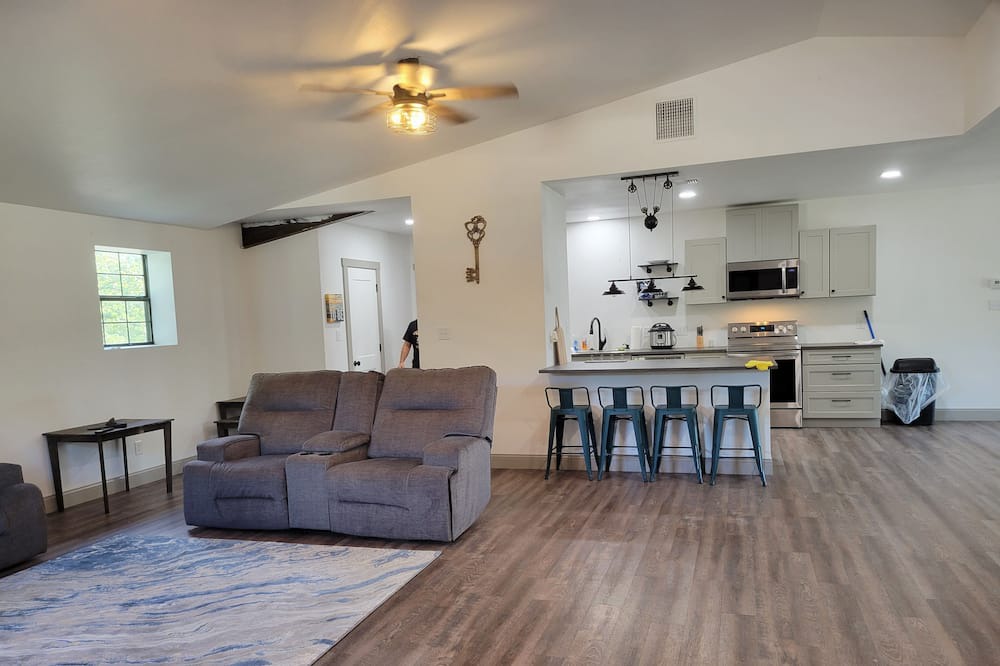Photo of Livingroom in Yantis